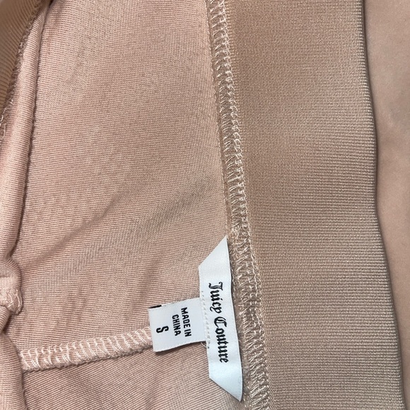 Juicy Couture beige tracksuit worn once small top small bottoms - Picture 4 of 8